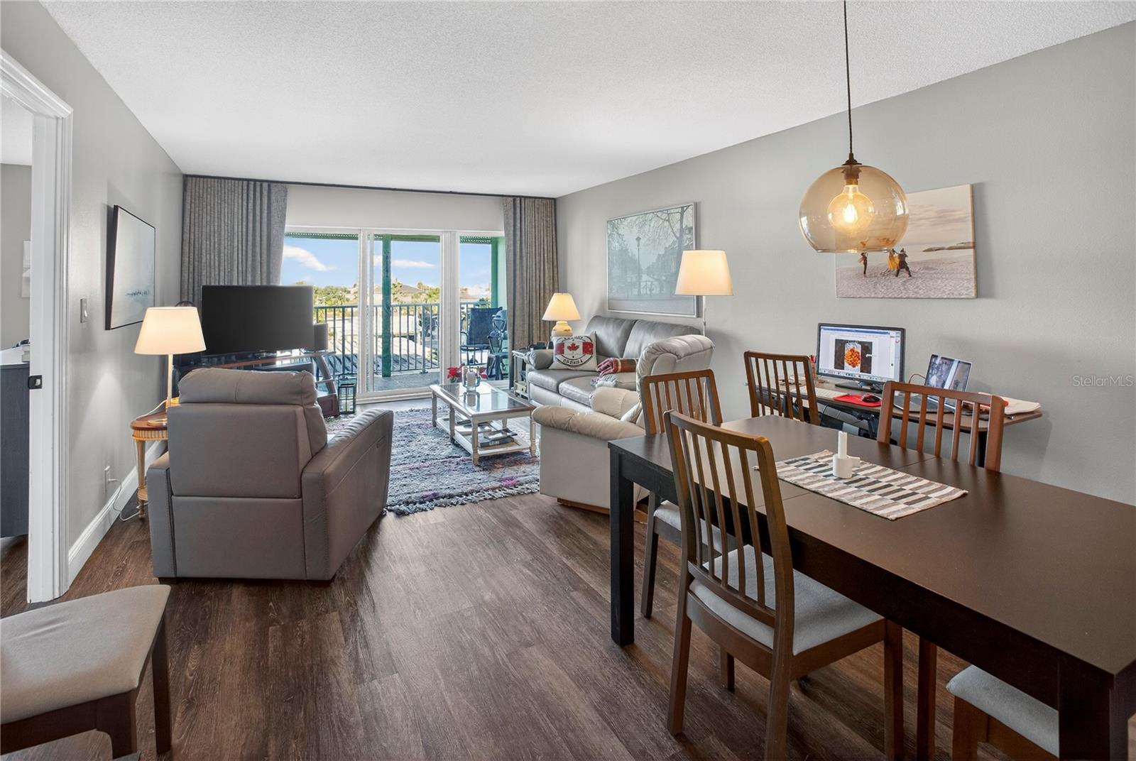 Image 3 of 17 For 400 64th Avenue 408