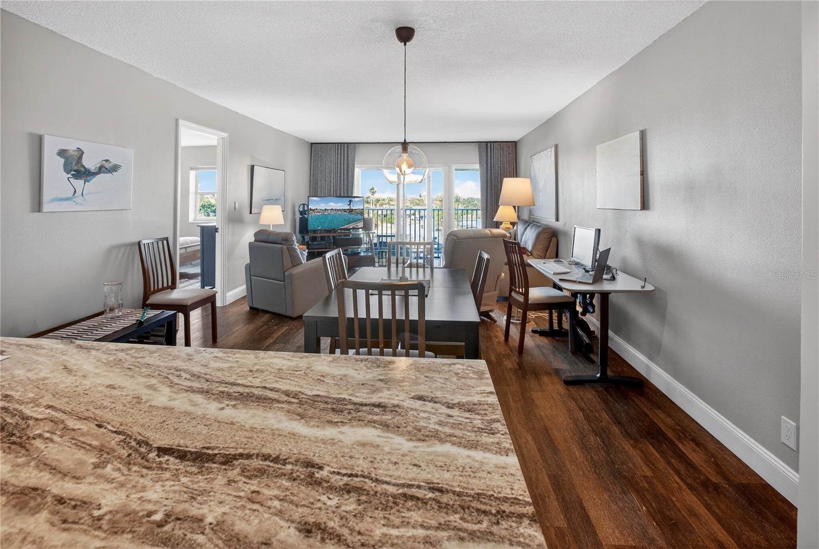 Image 5 of 17 For 400 64th Avenue 408