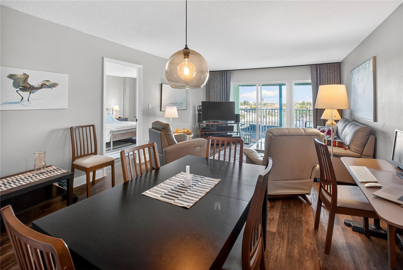 Image 7 of 17 For 400 64th Avenue 408