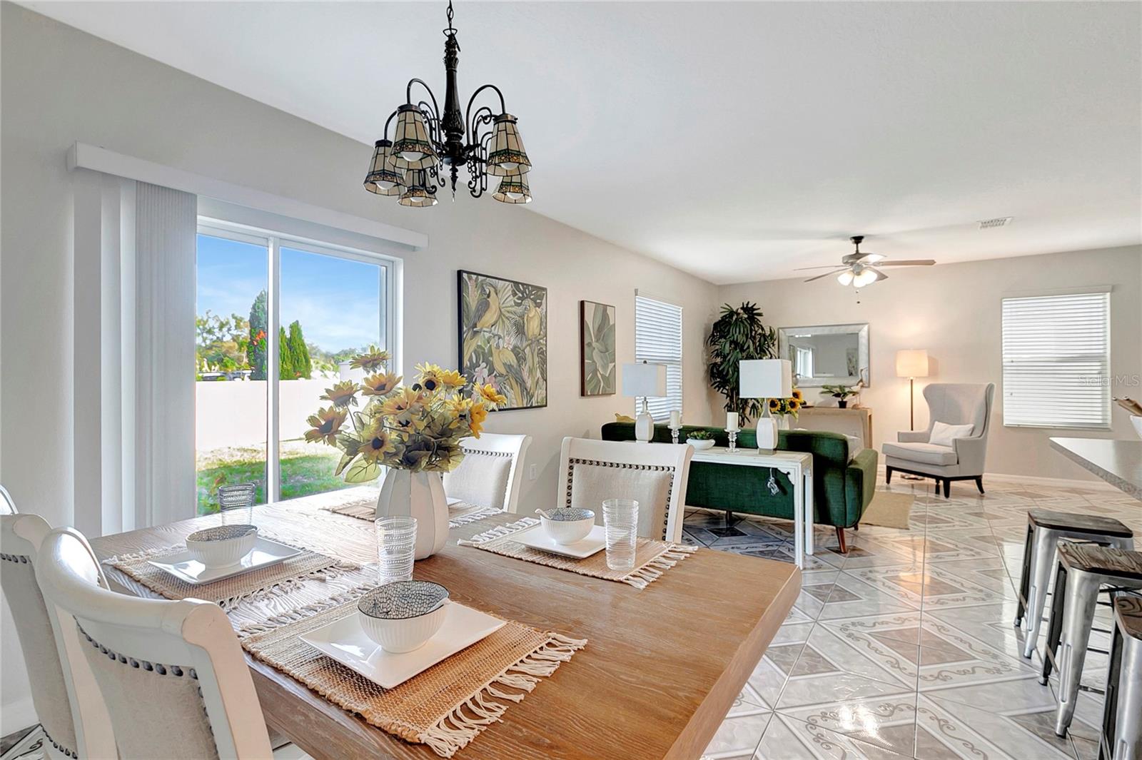 Image 14 of 42 For 359 Cascade Bend Drive