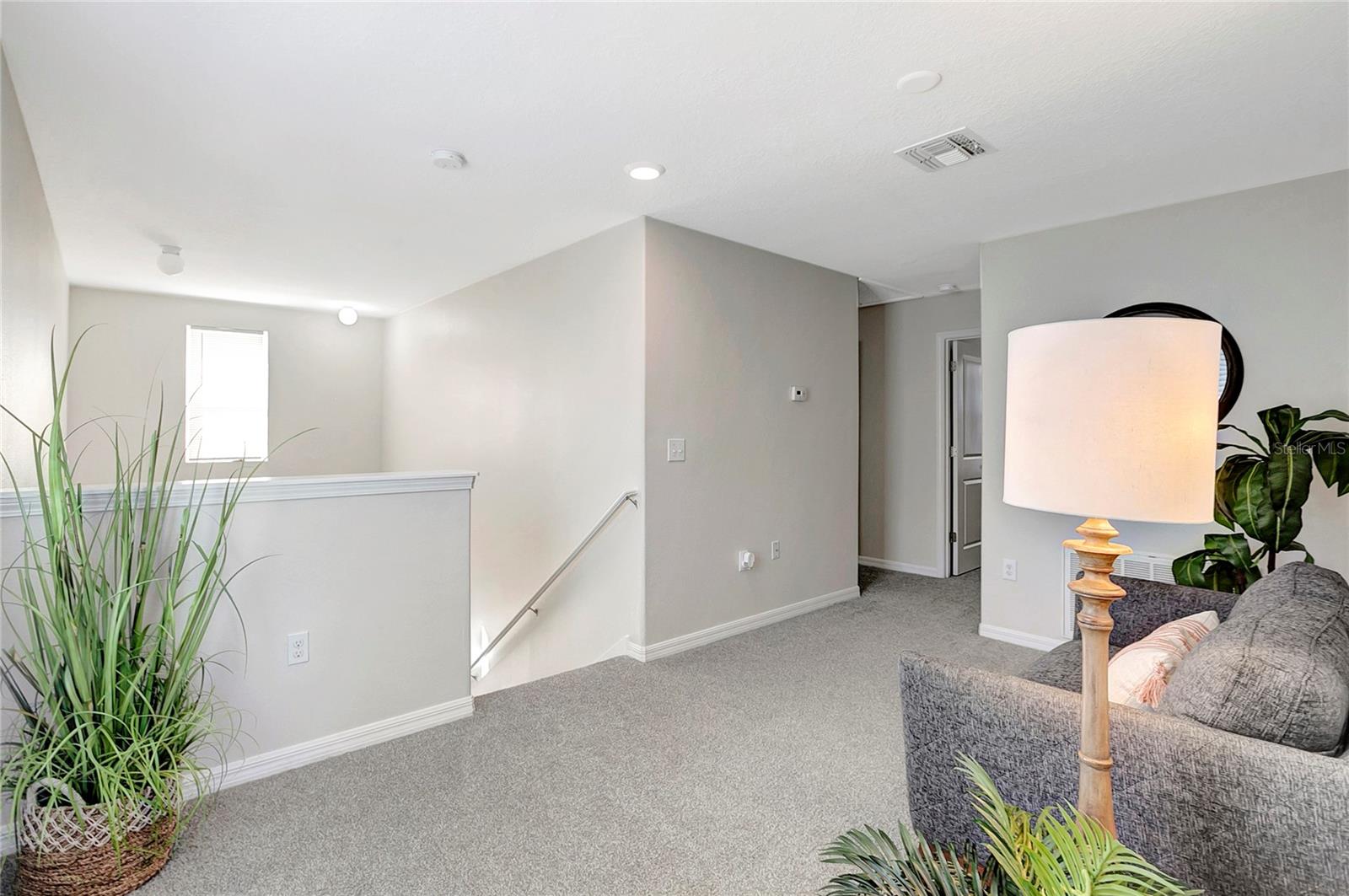 Image 19 of 42 For 359 Cascade Bend Drive