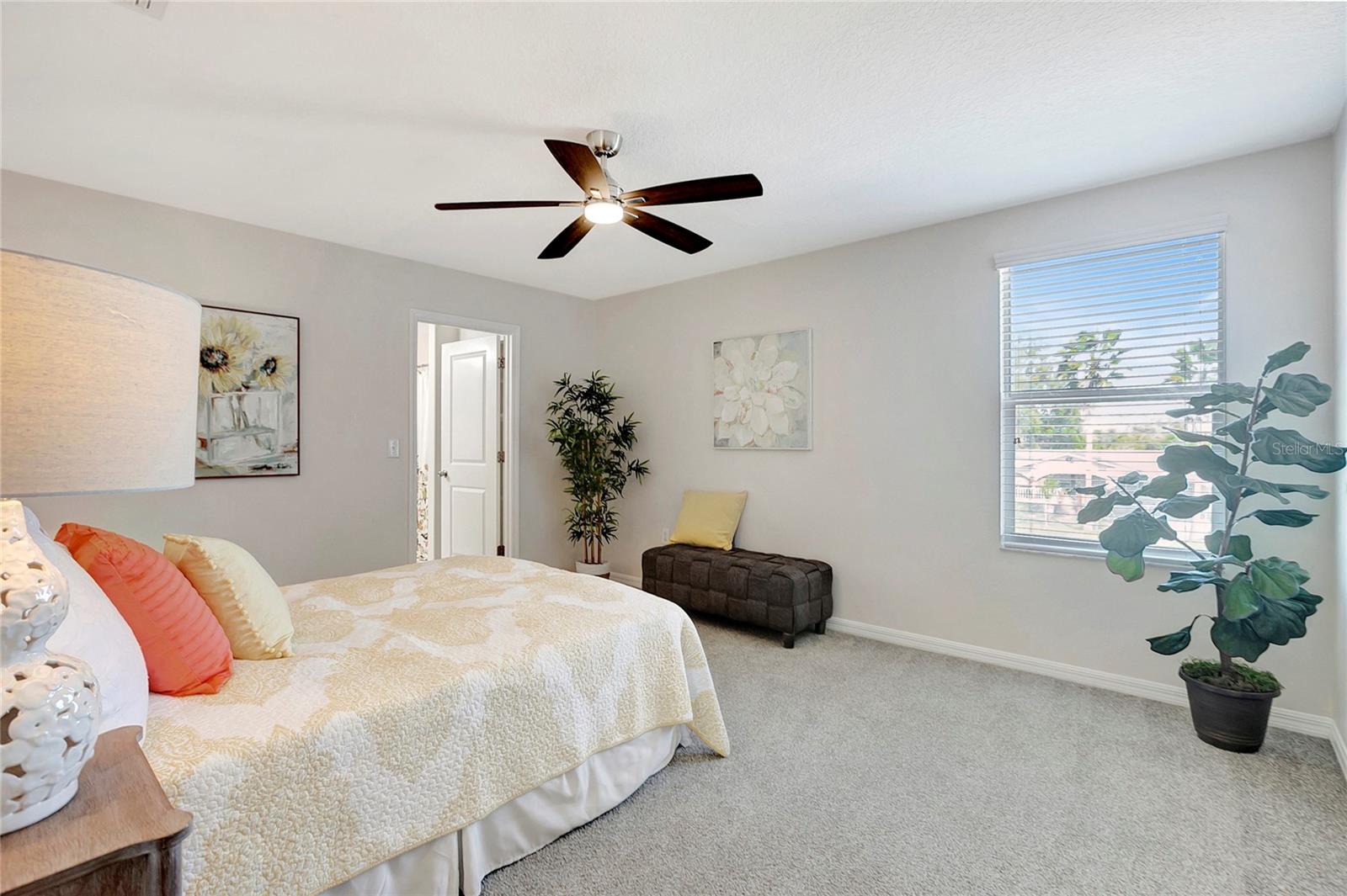 Image 22 of 42 For 359 Cascade Bend Drive