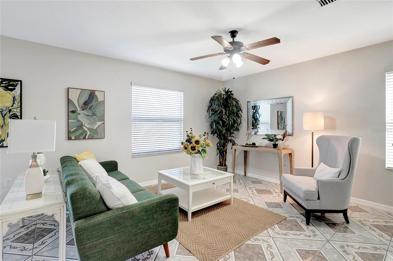 Image 8 of 42 For 359 Cascade Bend Drive