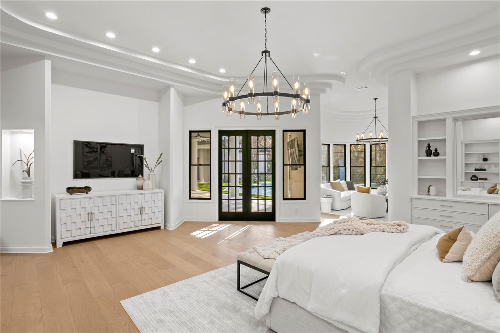 Image 18 of 100 For 6324 Maclaurin Drive