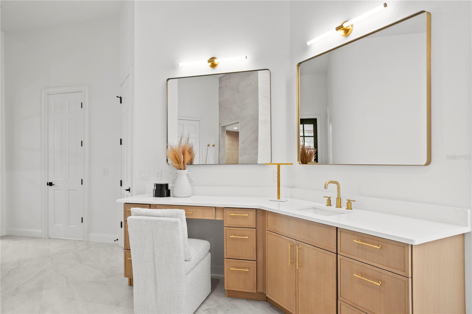 Image 24 of 100 For 6324 Maclaurin Drive