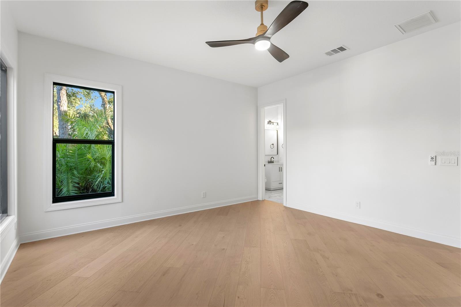 Image 44 of 100 For 6324 Maclaurin Drive