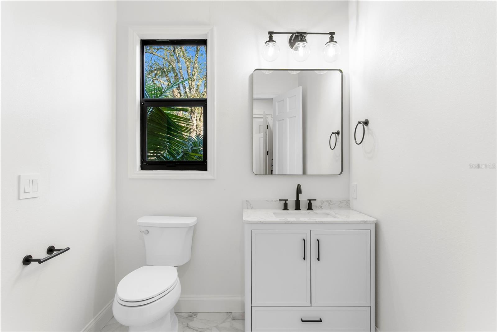 Image 45 of 100 For 6324 Maclaurin Drive