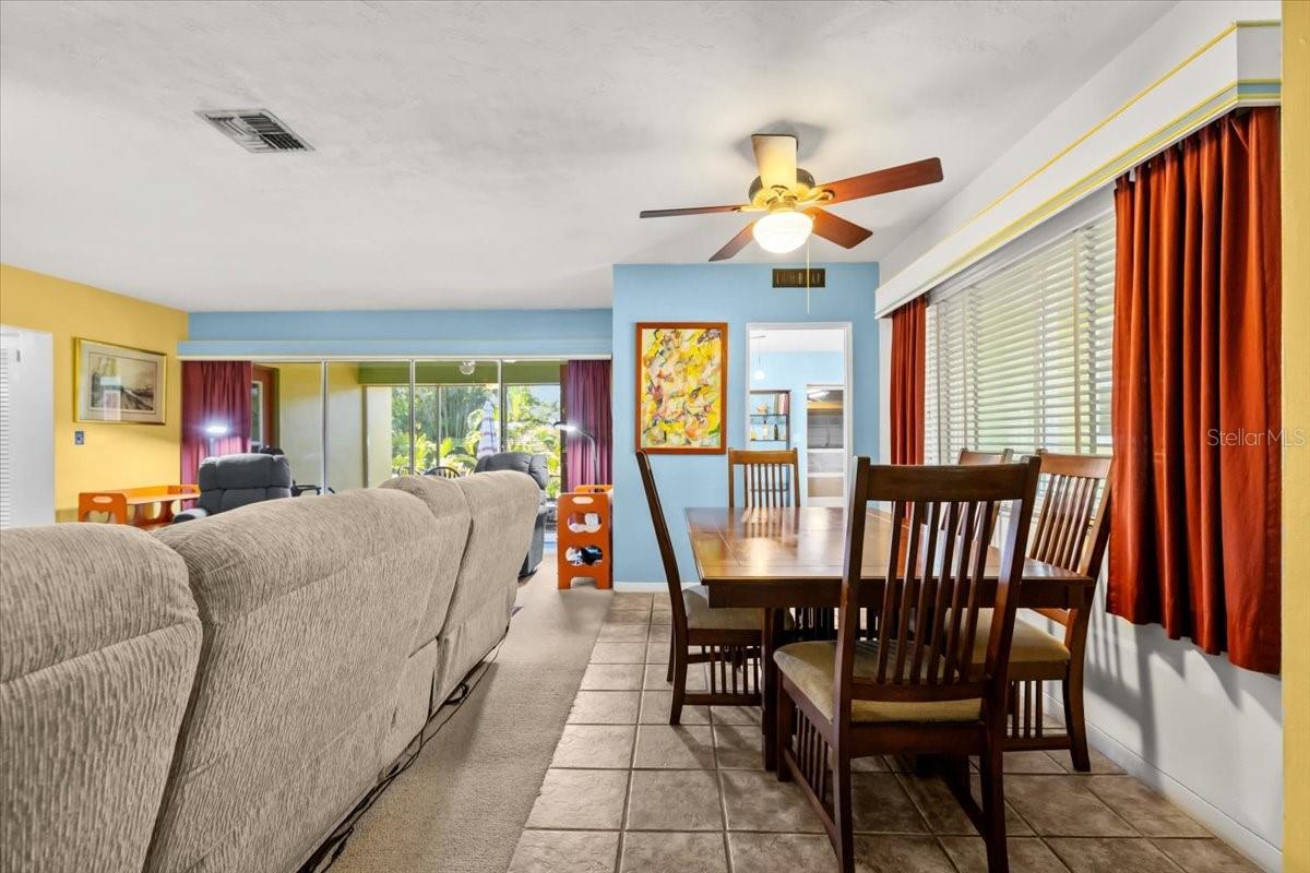 Image 12 of 57 For 220 22nd Avenue Se