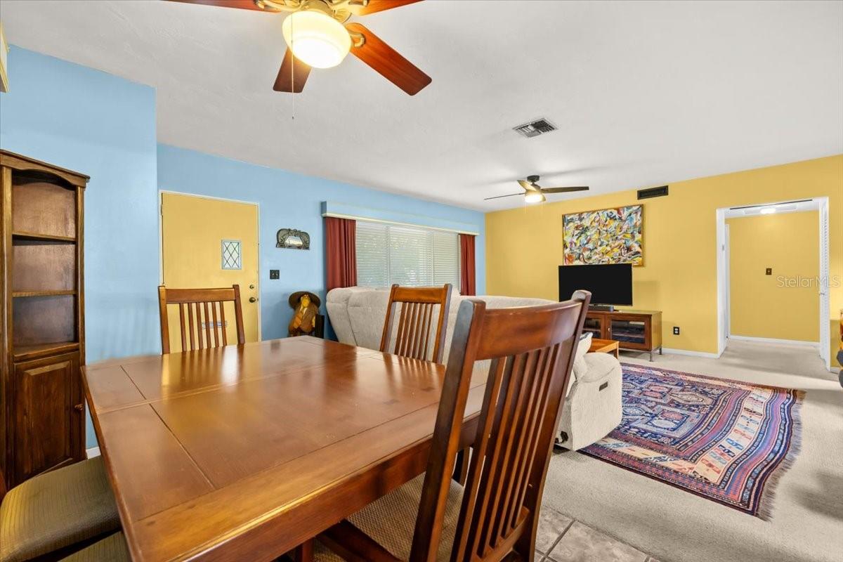 Image 13 of 57 For 220 22nd Avenue Se