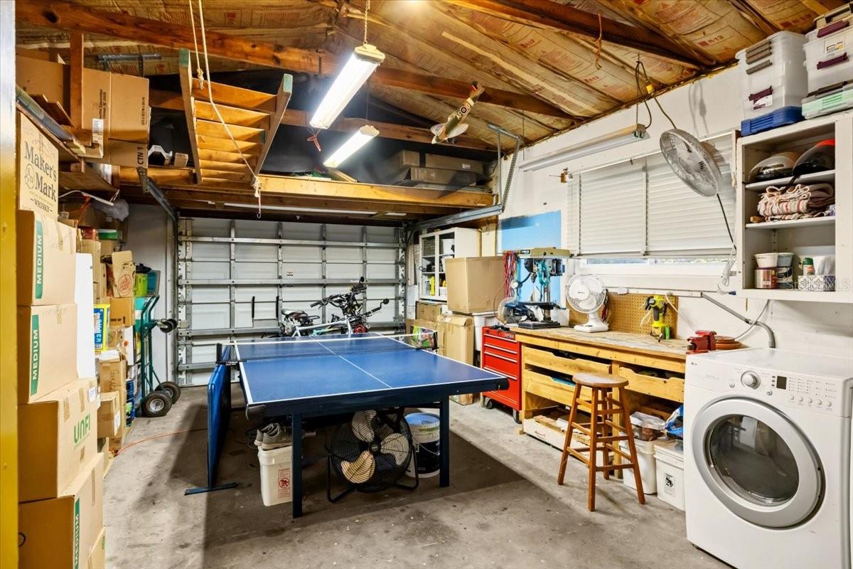 Image 30 of 57 For 220 22nd Avenue Se