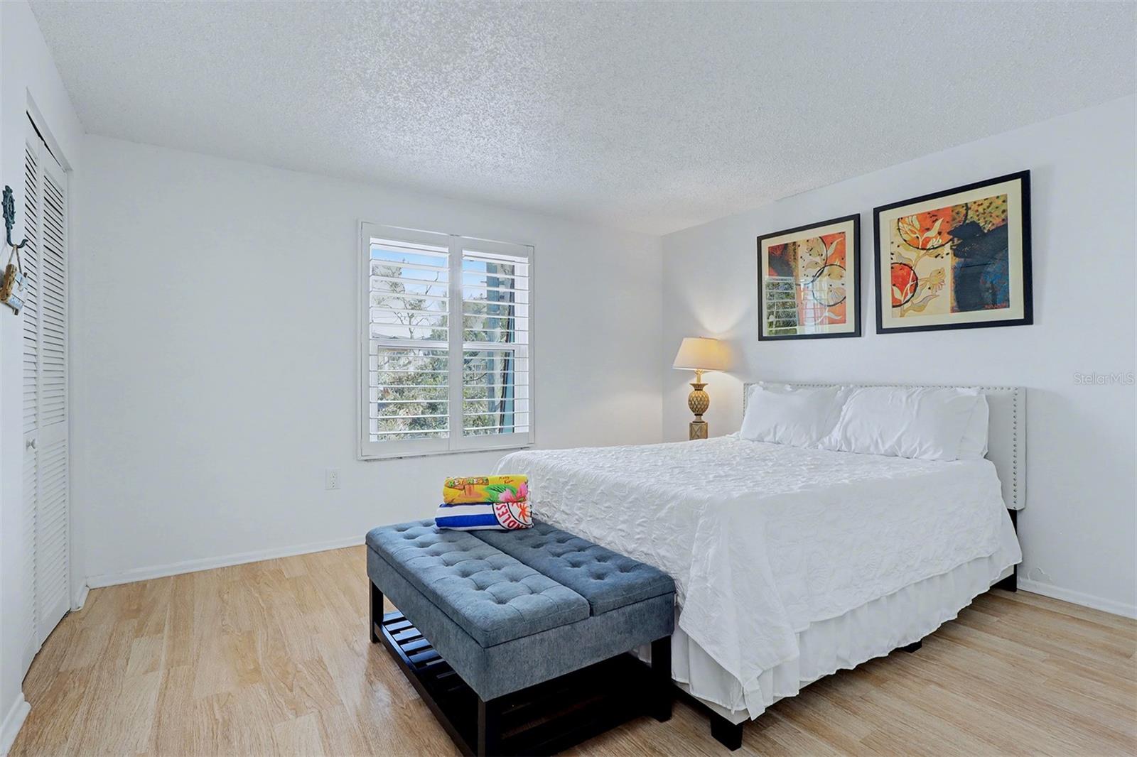 Image 24 of 37 For 700 2nd Street B