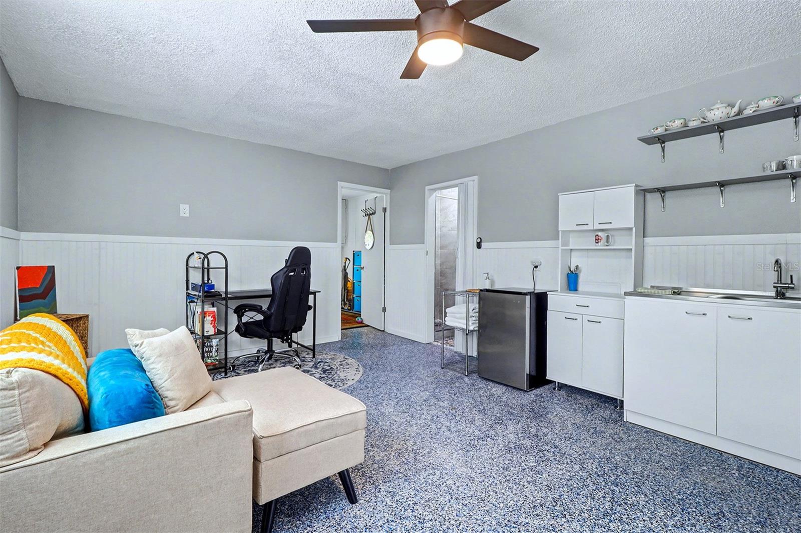 Image 29 of 37 For 700 2nd Street B