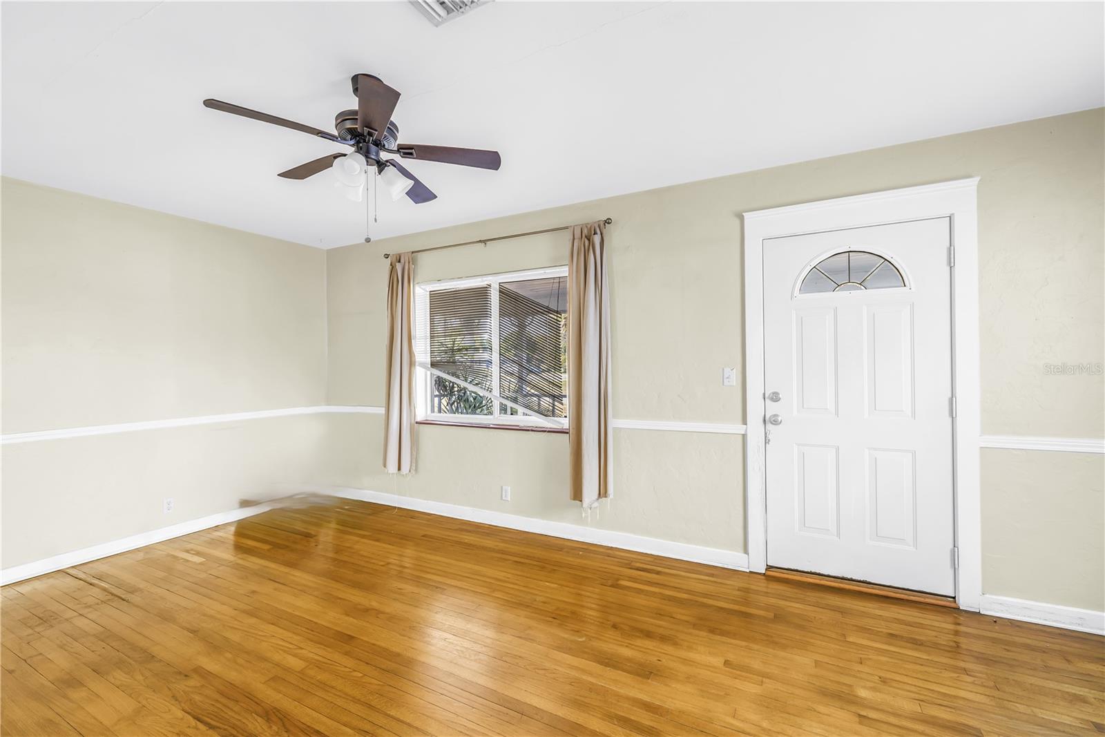 Image 10 of 38 For 3701 26th Street N