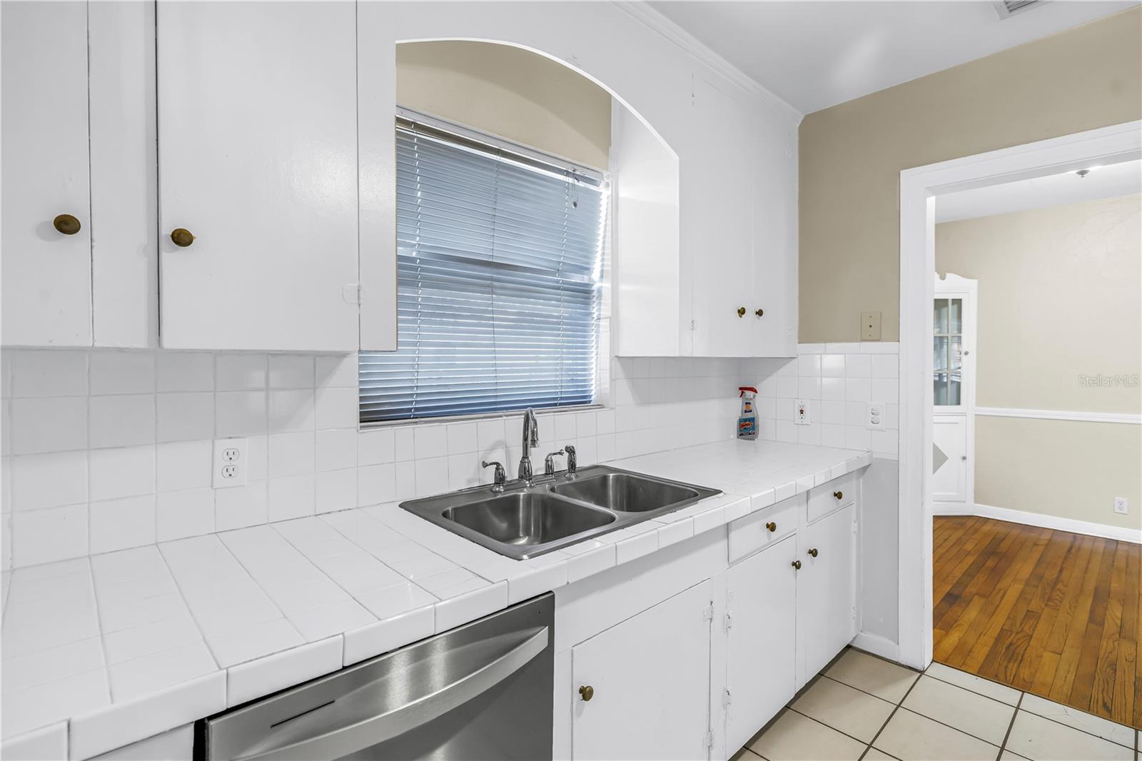 Image 16 of 38 For 3701 26th Street N