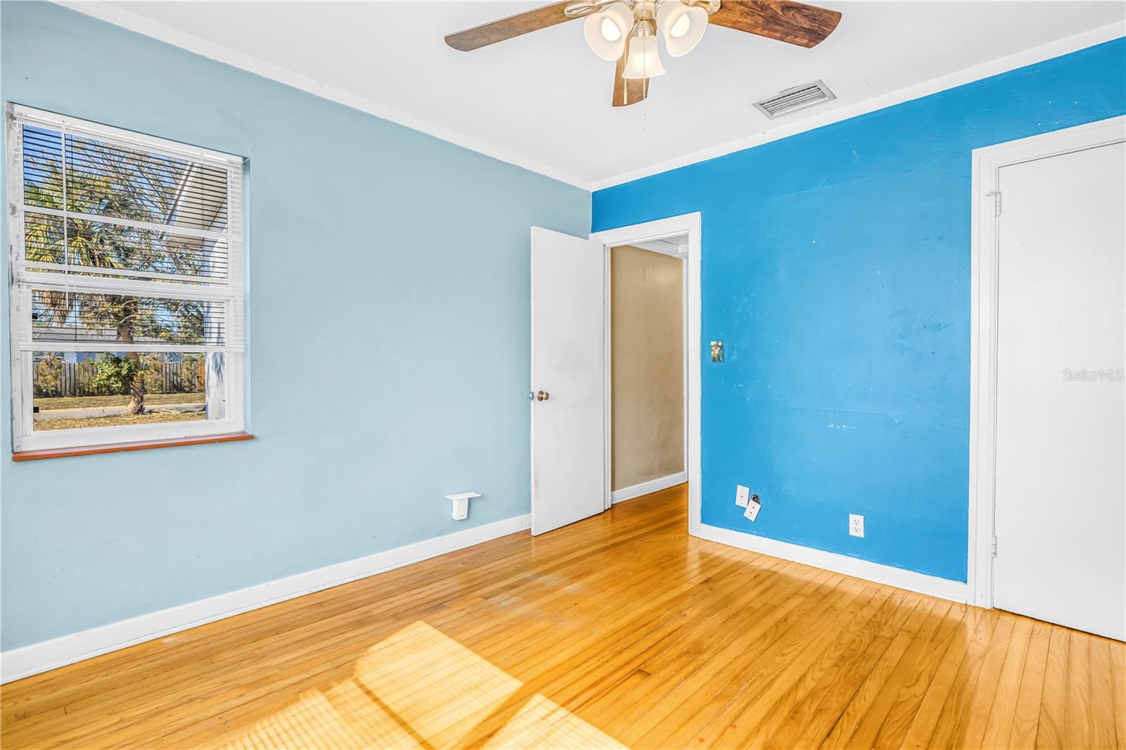 Image 20 of 38 For 3701 26th Street N