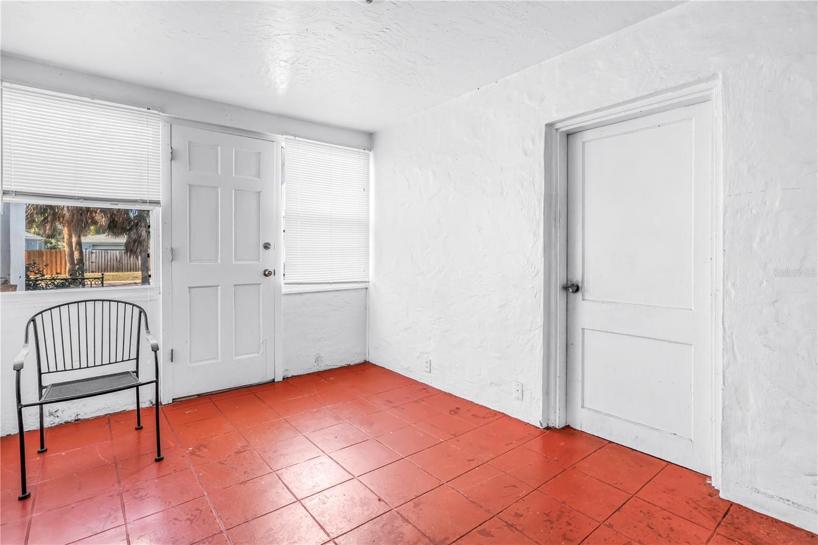 Image 26 of 38 For 3701 26th Street N