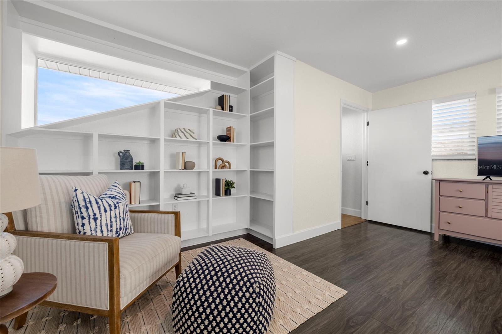 Image 20 of 37 For 247 126th Avenue