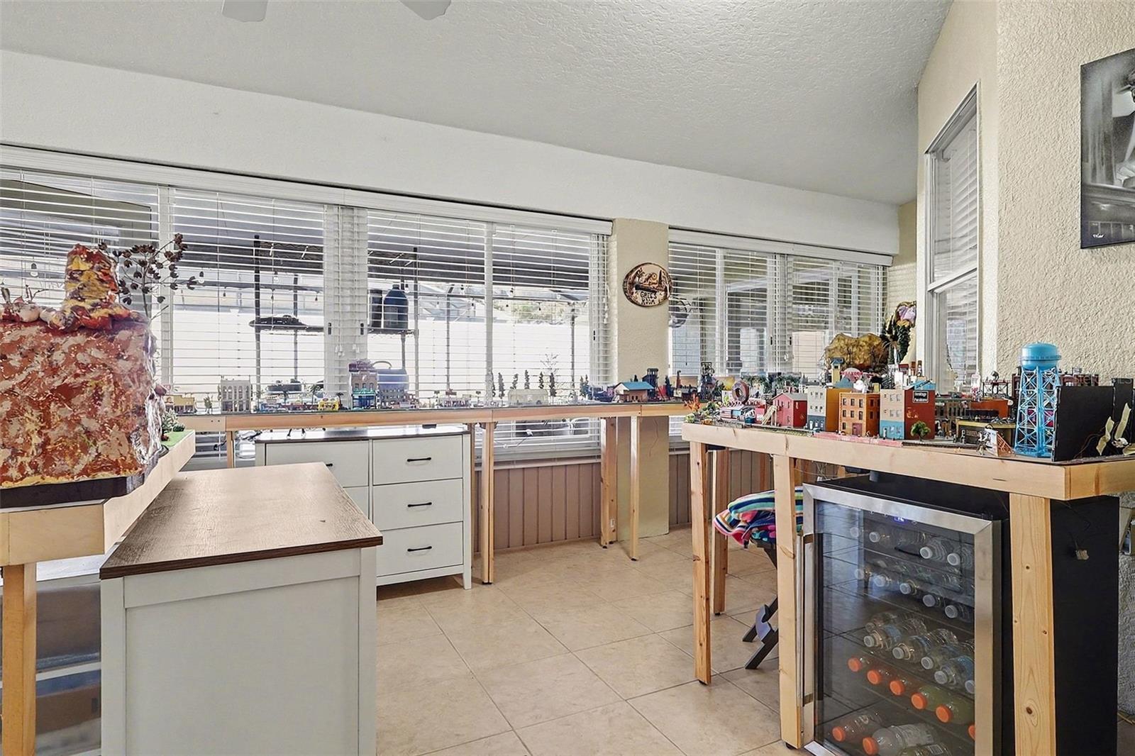 Image 16 of 30 For 122 Costa Loop