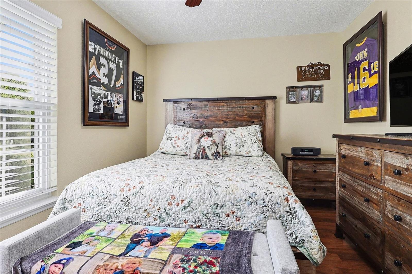 Image 22 of 30 For 122 Costa Loop