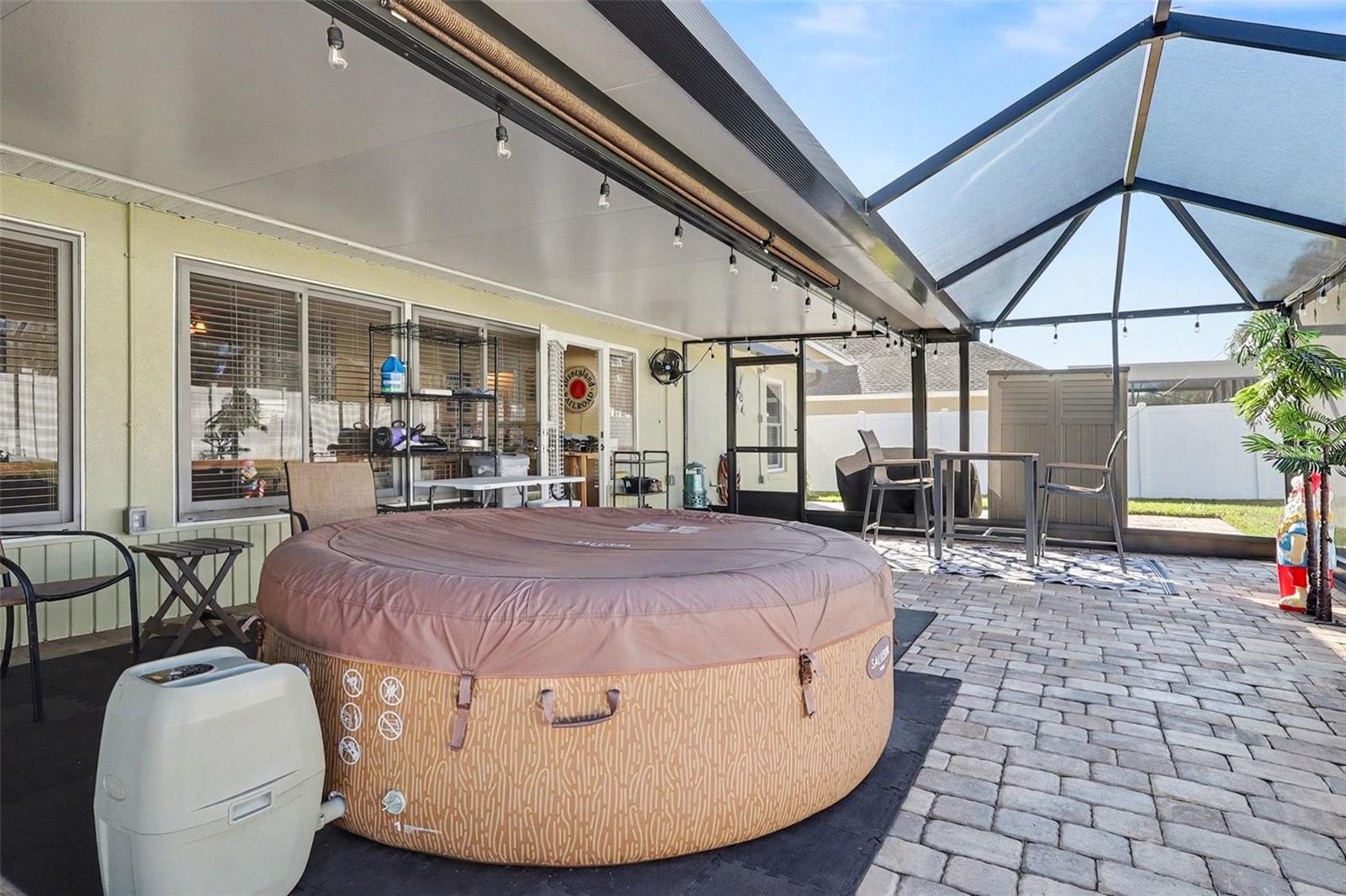 Image 28 of 30 For 122 Costa Loop