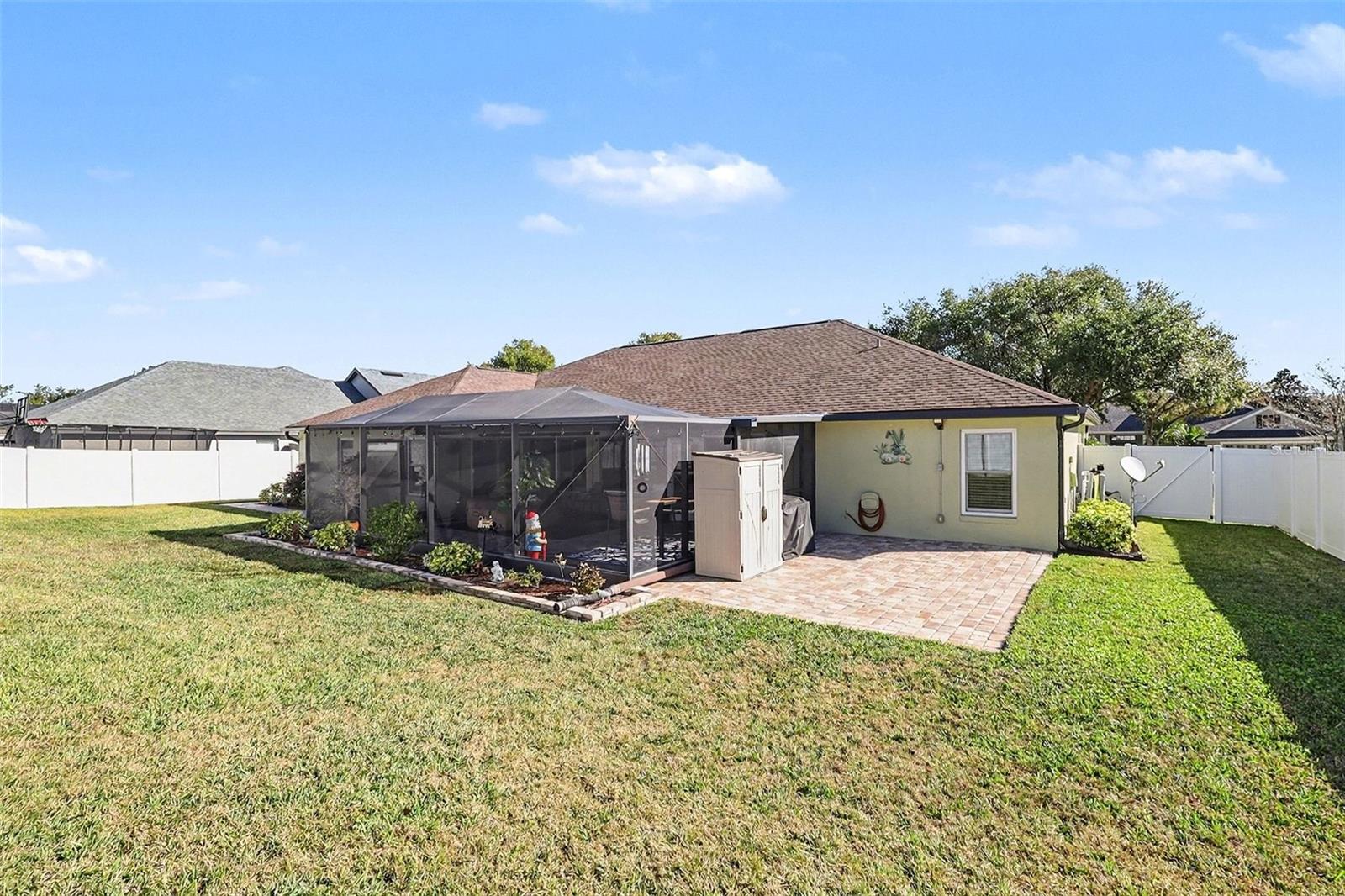 Image 30 of 30 For 122 Costa Loop