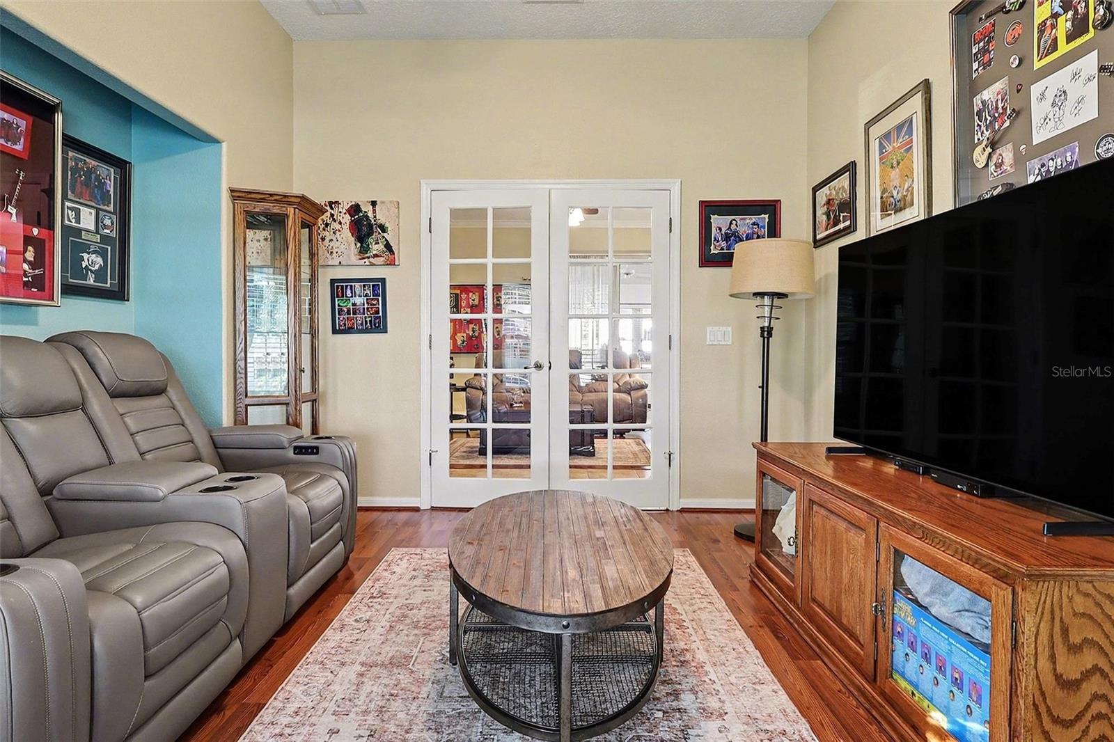 Image 6 of 30 For 122 Costa Loop