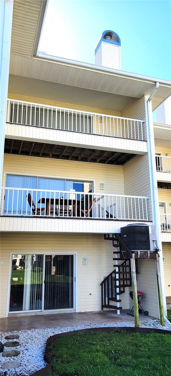 Image 12 of 15 For 9215 Captiva Circle