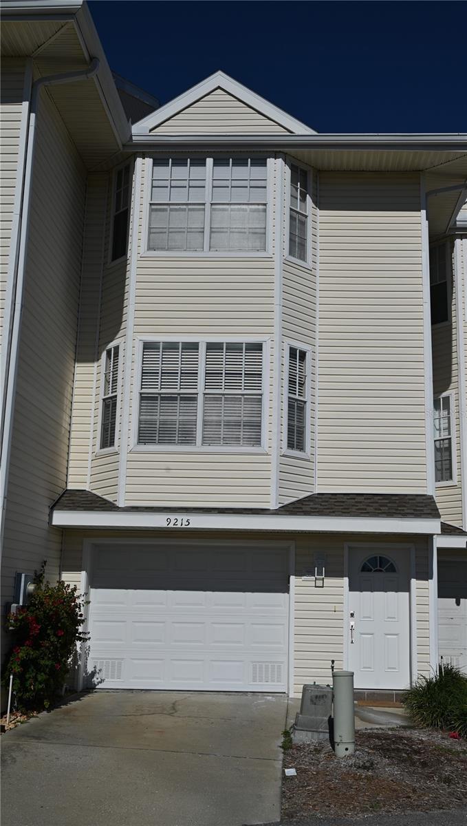 Image 2 of 15 For 9215 Captiva Circle