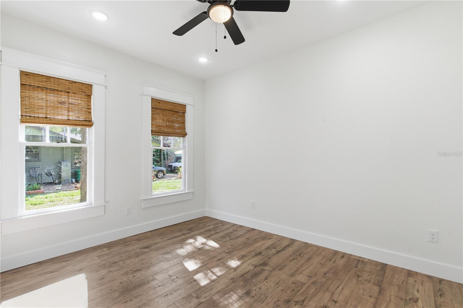 Image 10 of 27 For 5508 Branch Avenue