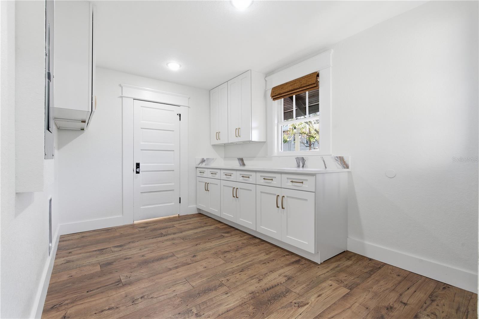 Image 16 of 27 For 5508 Branch Avenue