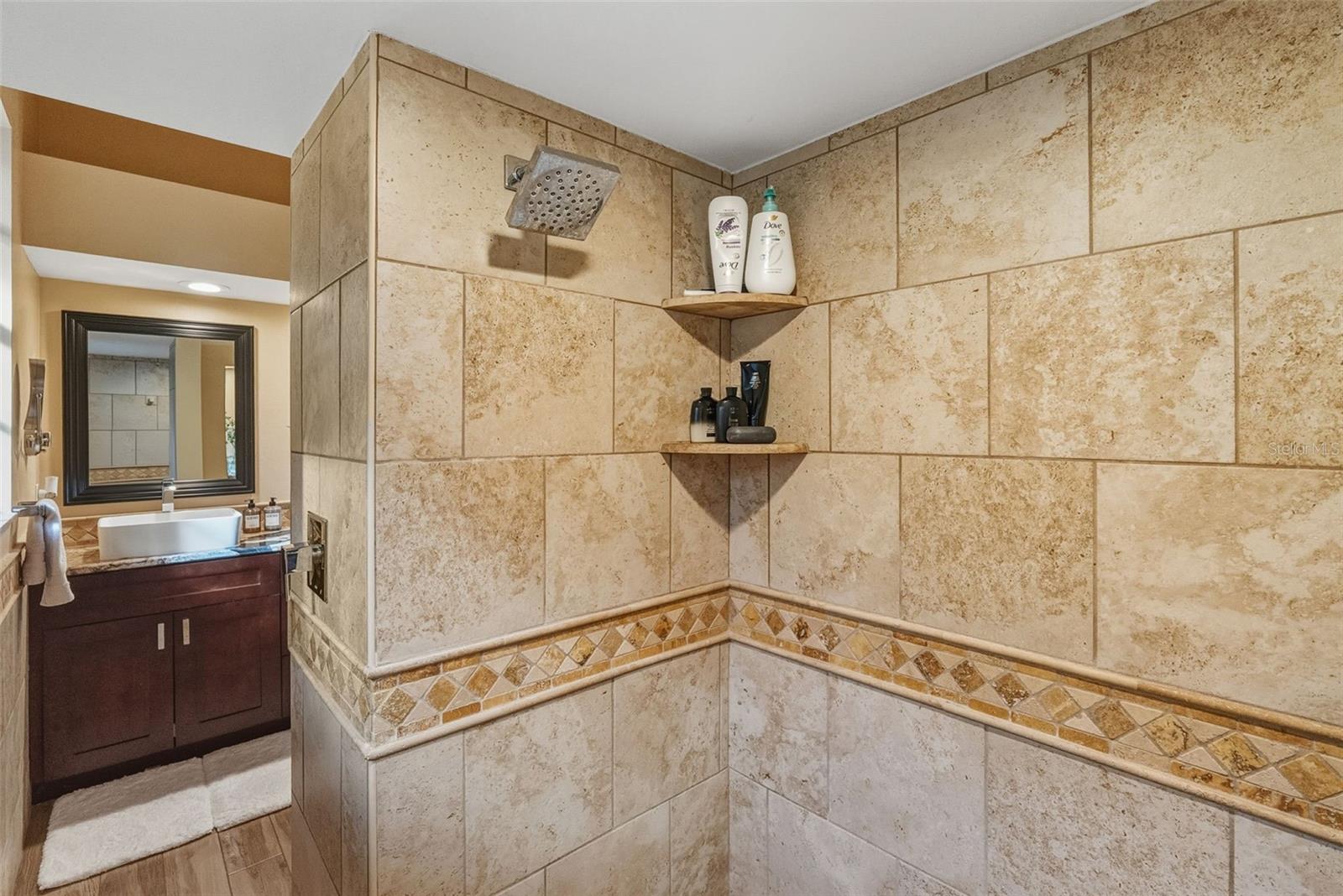 Image 19 of 47 For 1362 Lake Woodlands Parkway