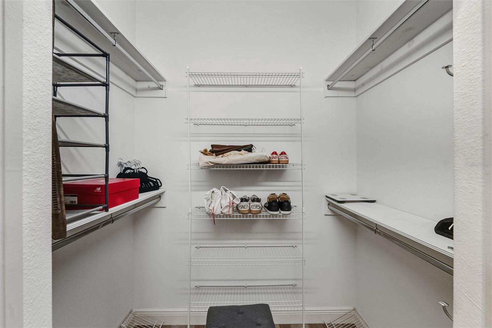 Image 20 of 47 For 1362 Lake Woodlands Parkway