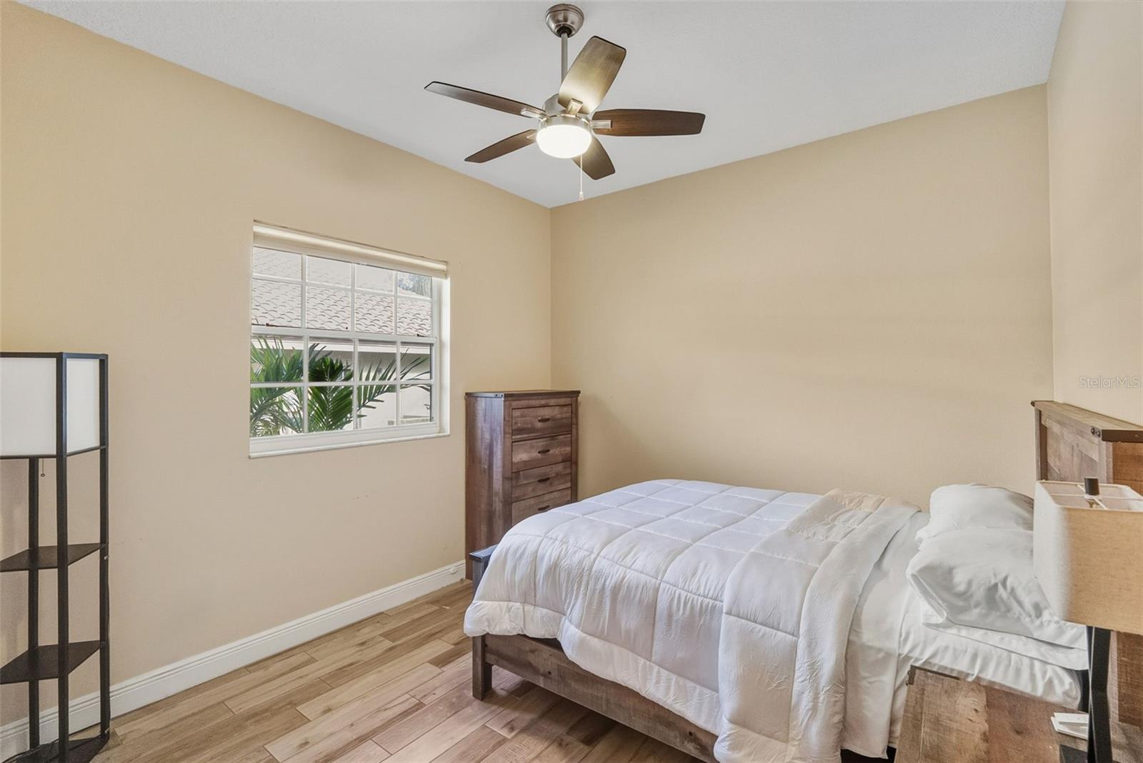 Image 22 of 47 For 1362 Lake Woodlands Parkway