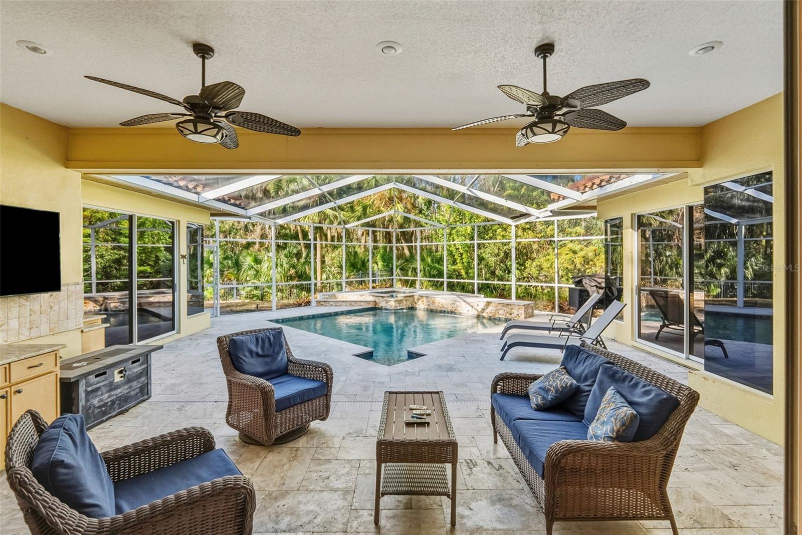 Image 32 of 47 For 1362 Lake Woodlands Parkway