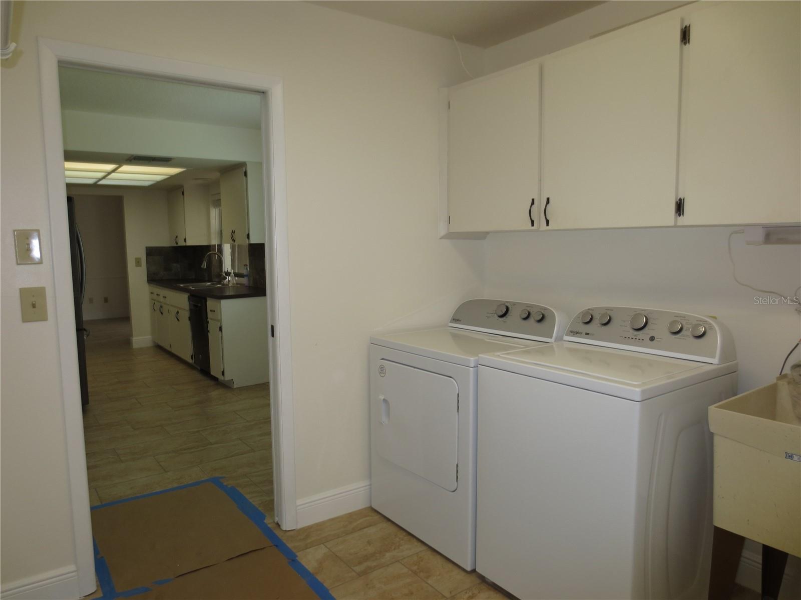 Image 12 of 43 For 3053 Gregor Court