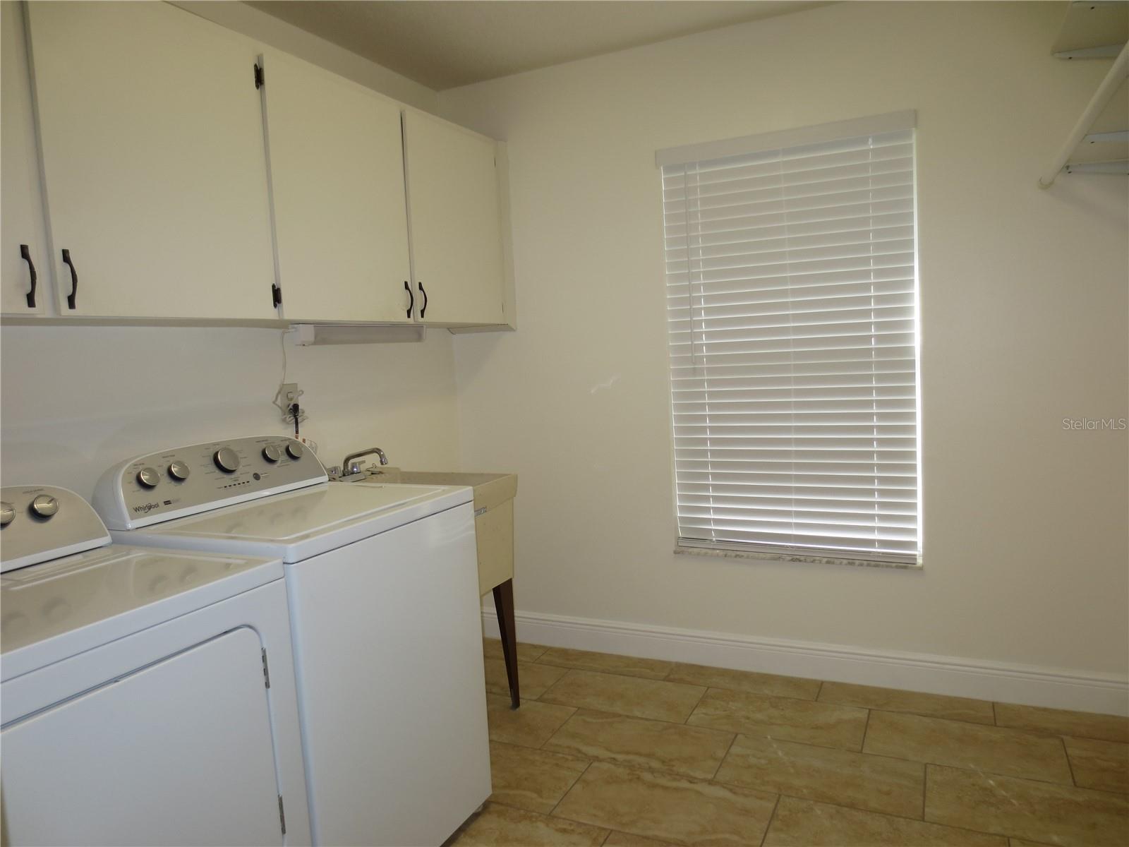 Image 13 of 43 For 3053 Gregor Court