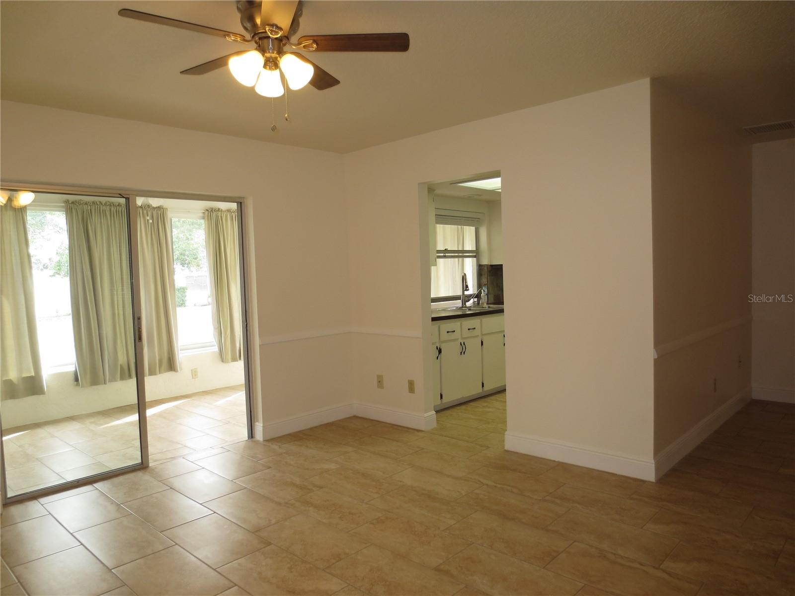 Image 18 of 43 For 3053 Gregor Court