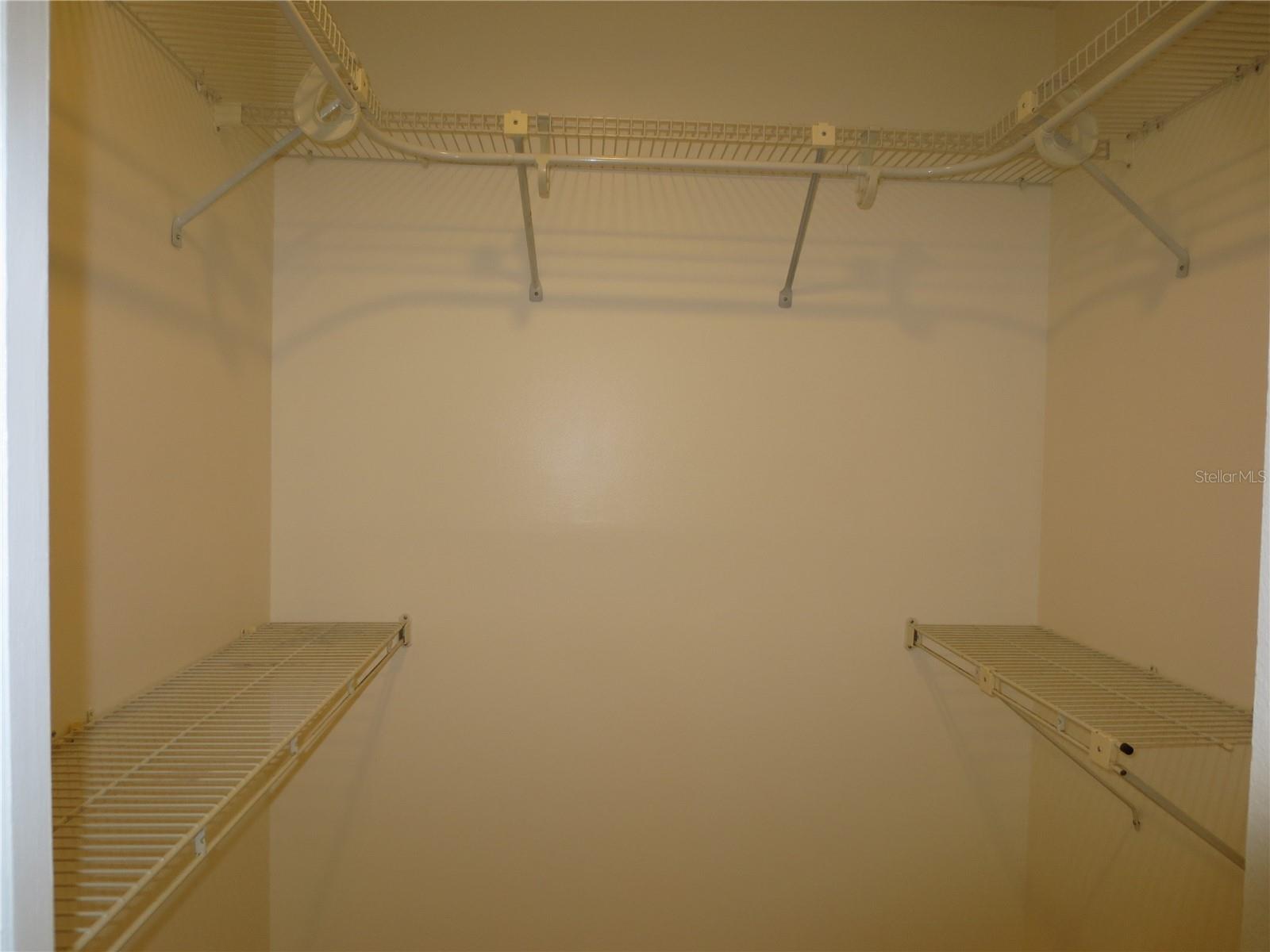 Image 26 of 43 For 3053 Gregor Court