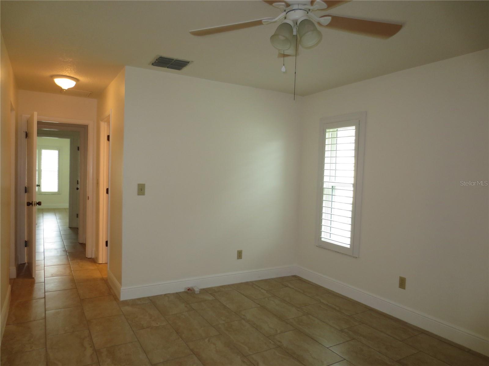 Image 28 of 43 For 3053 Gregor Court