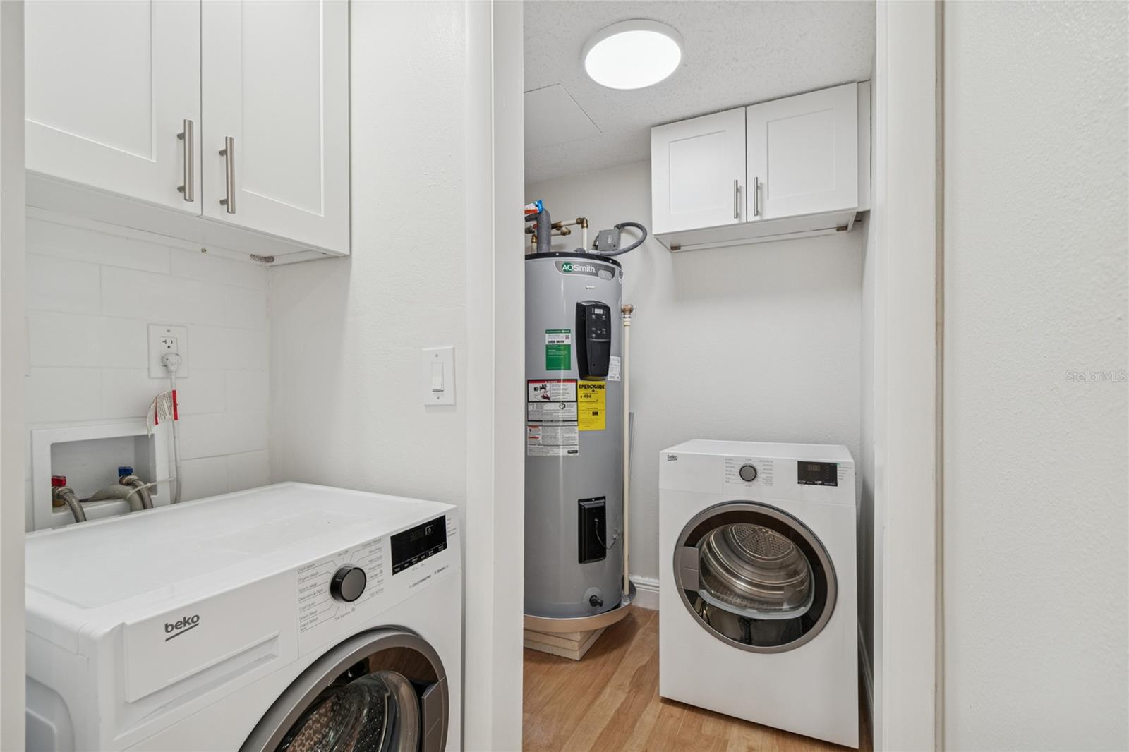 Image 45 of 77 For 433 Paula Drive 24