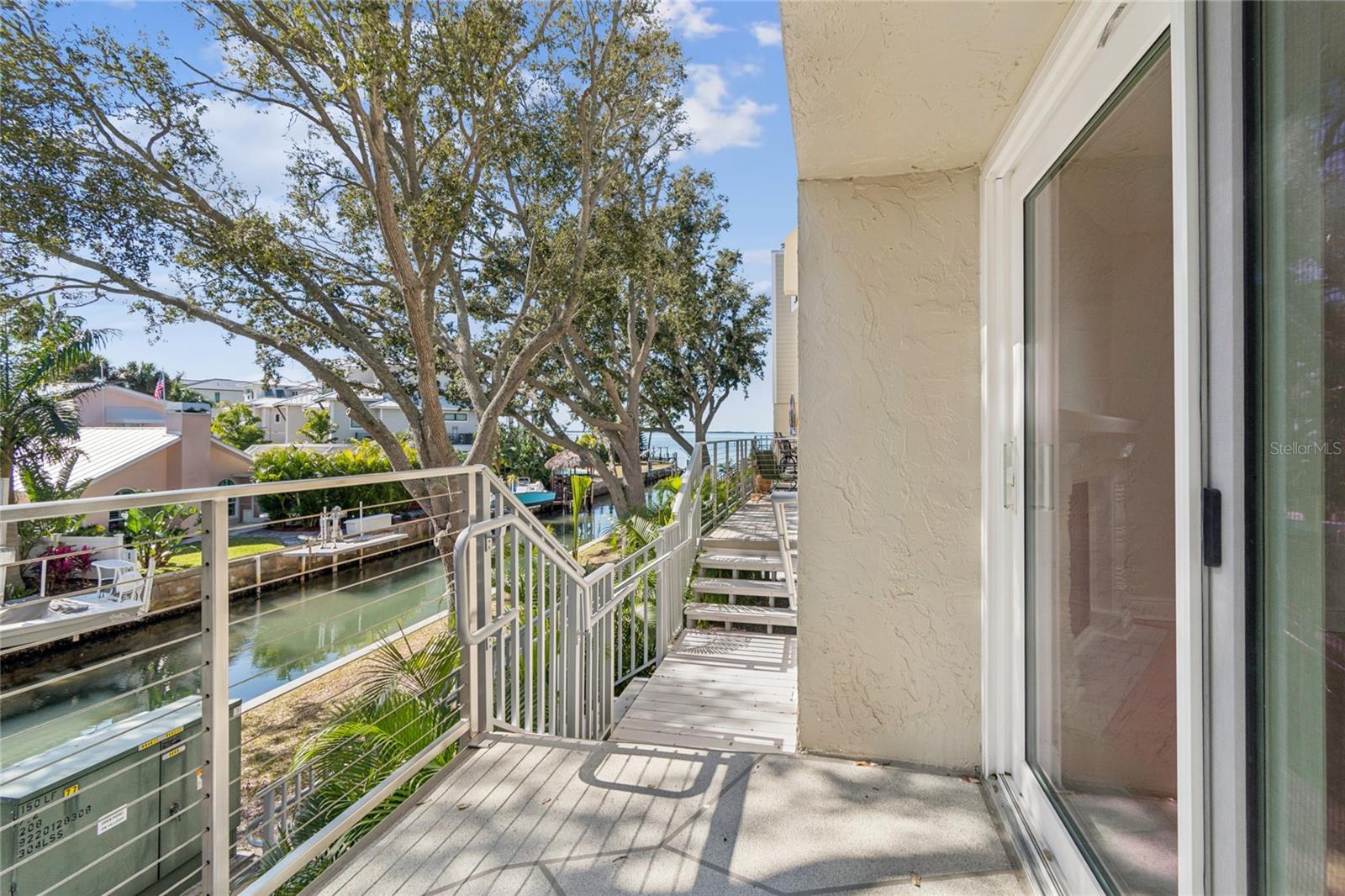 Image 49 of 77 For 433 Paula Drive 24