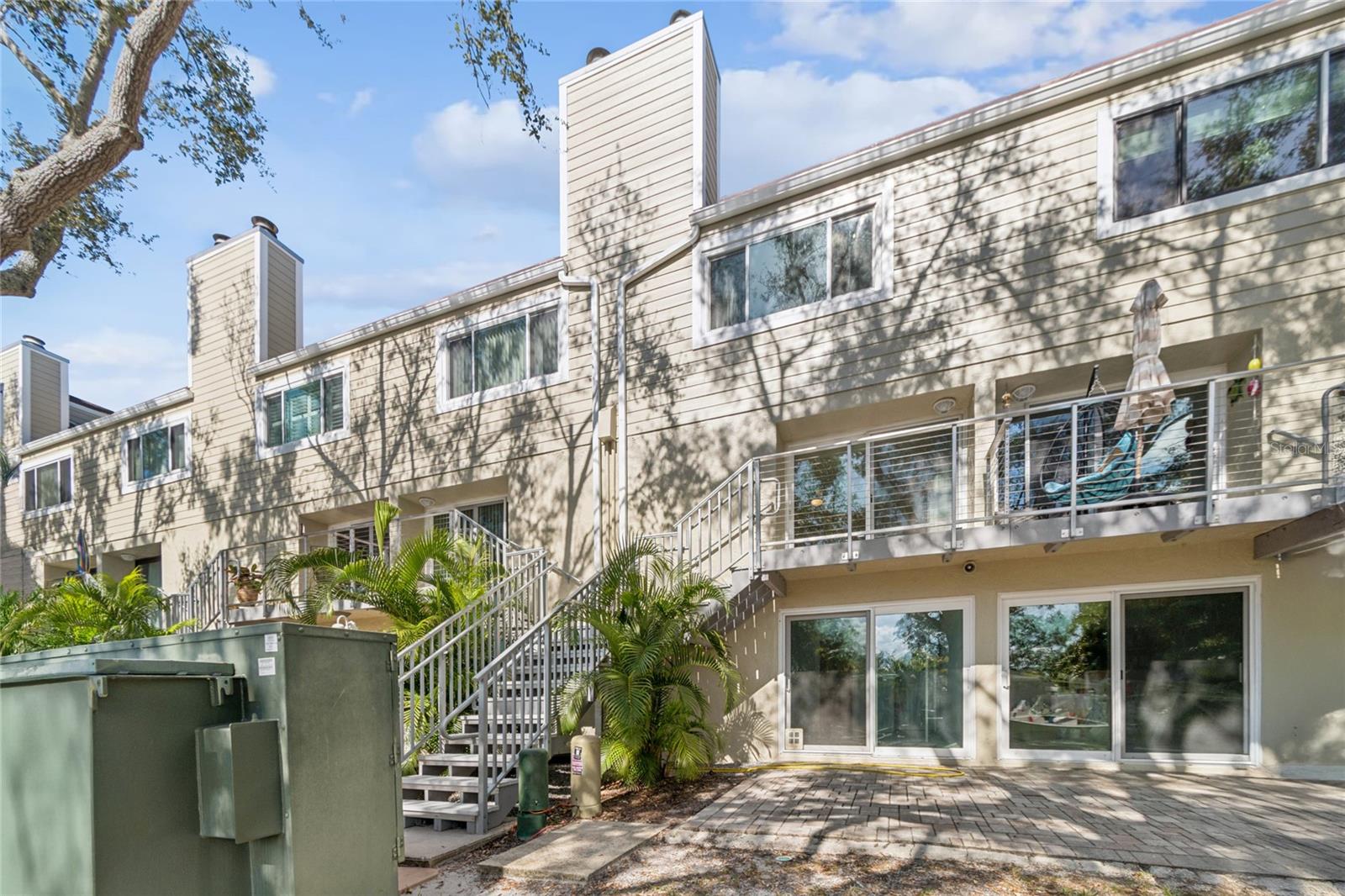 Image 57 of 77 For 433 Paula Drive 24