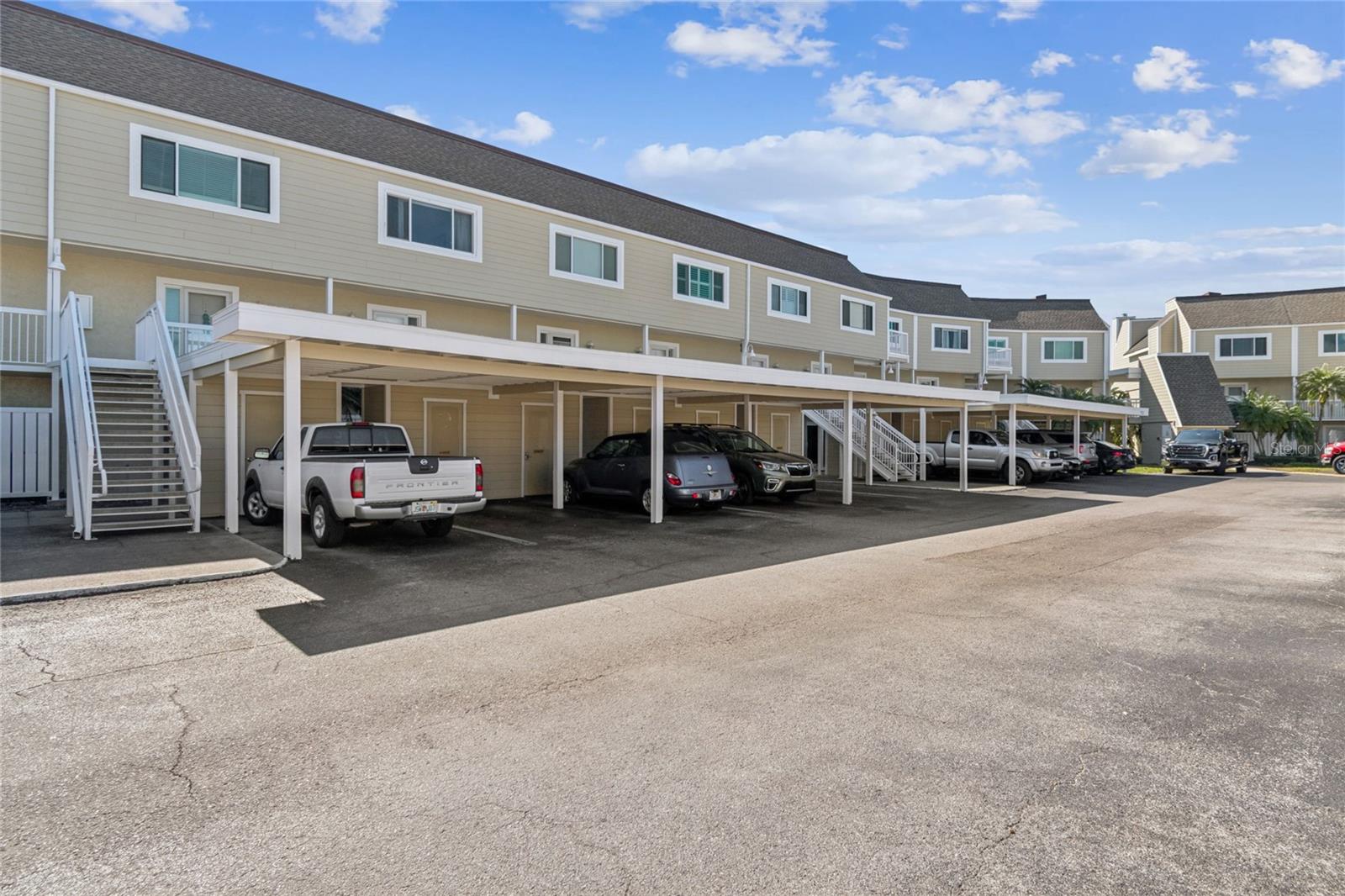 Image 59 of 77 For 433 Paula Drive 24