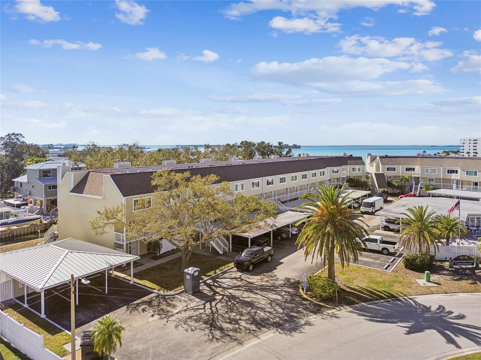 Image 61 of 77 For 433 Paula Drive 24