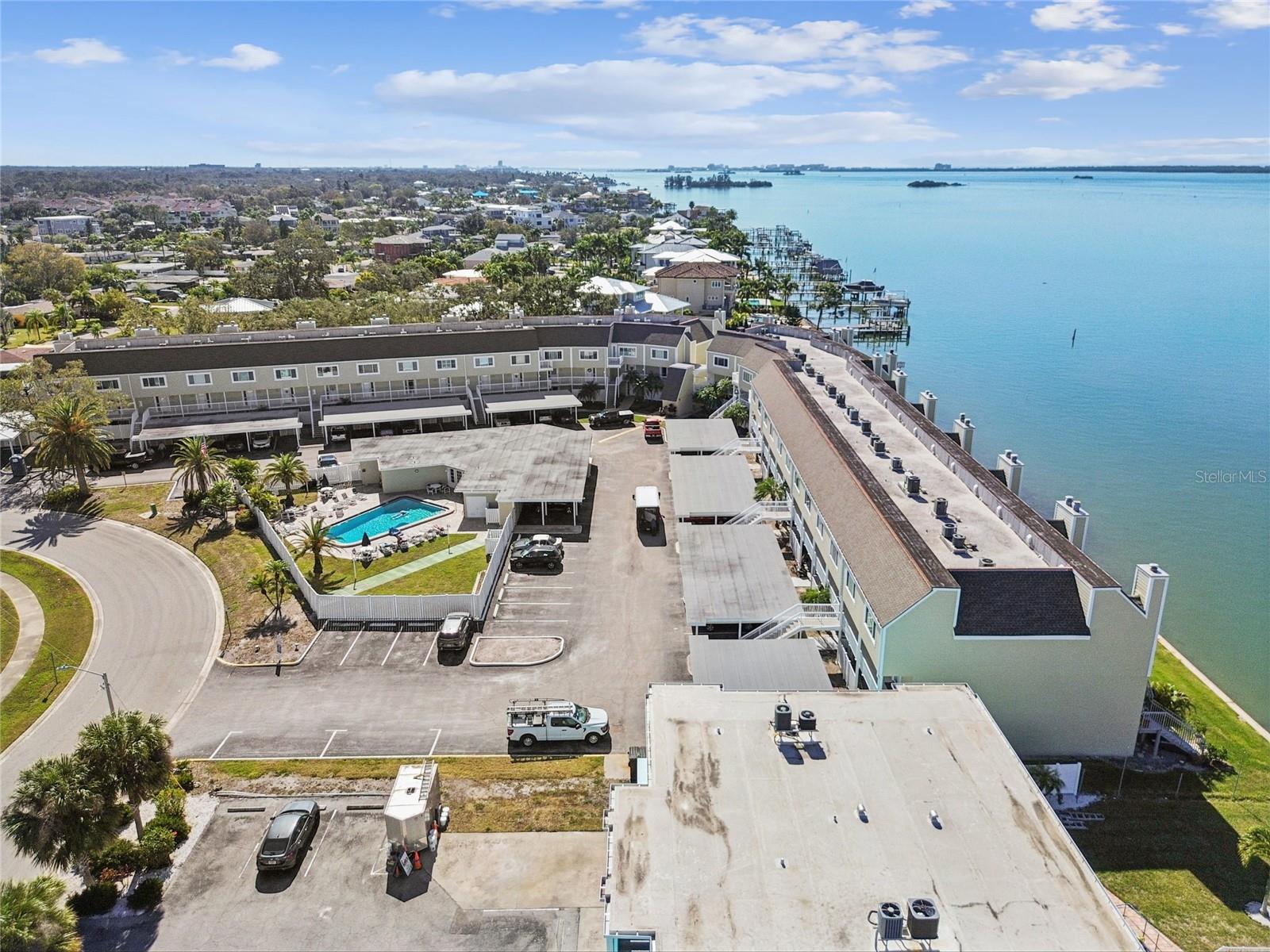 Image 62 of 77 For 433 Paula Drive 24