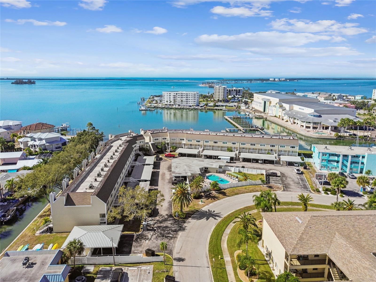 Image 64 of 77 For 433 Paula Drive 24