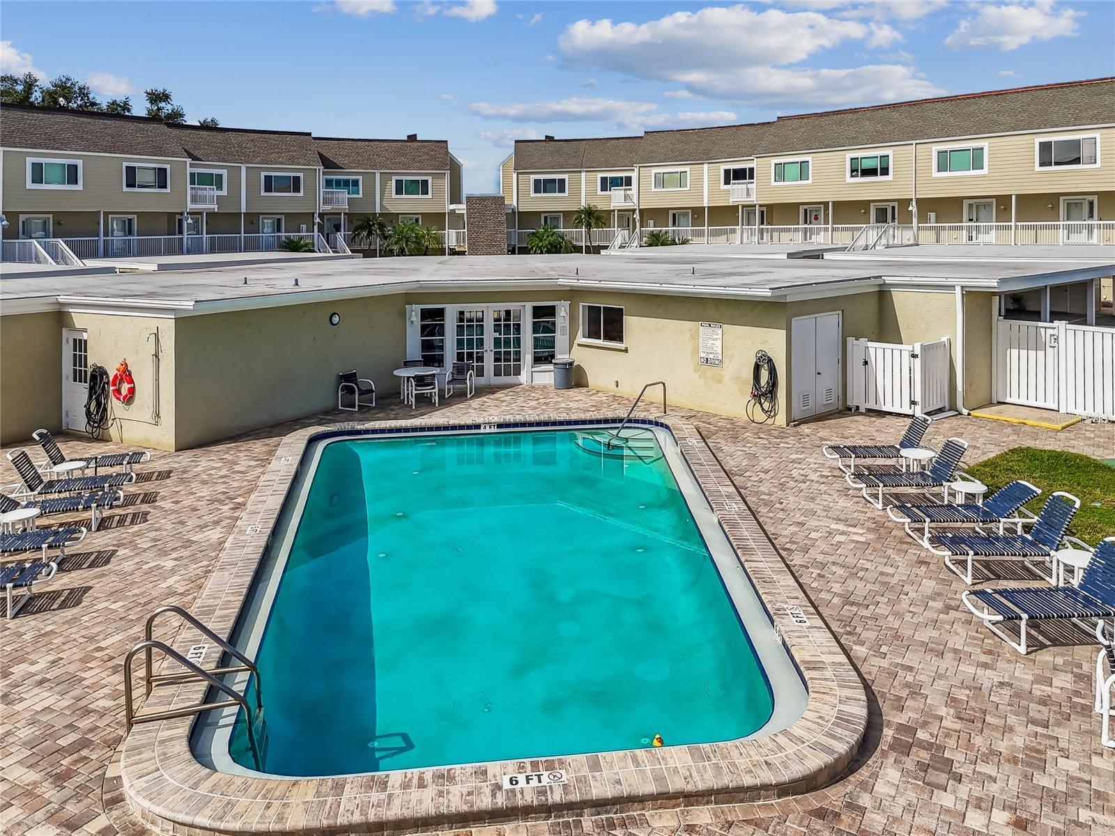 Image 74 of 77 For 433 Paula Drive 24