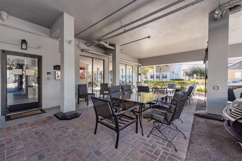 Image 23 of 38 For 841 4th Avenue N 64