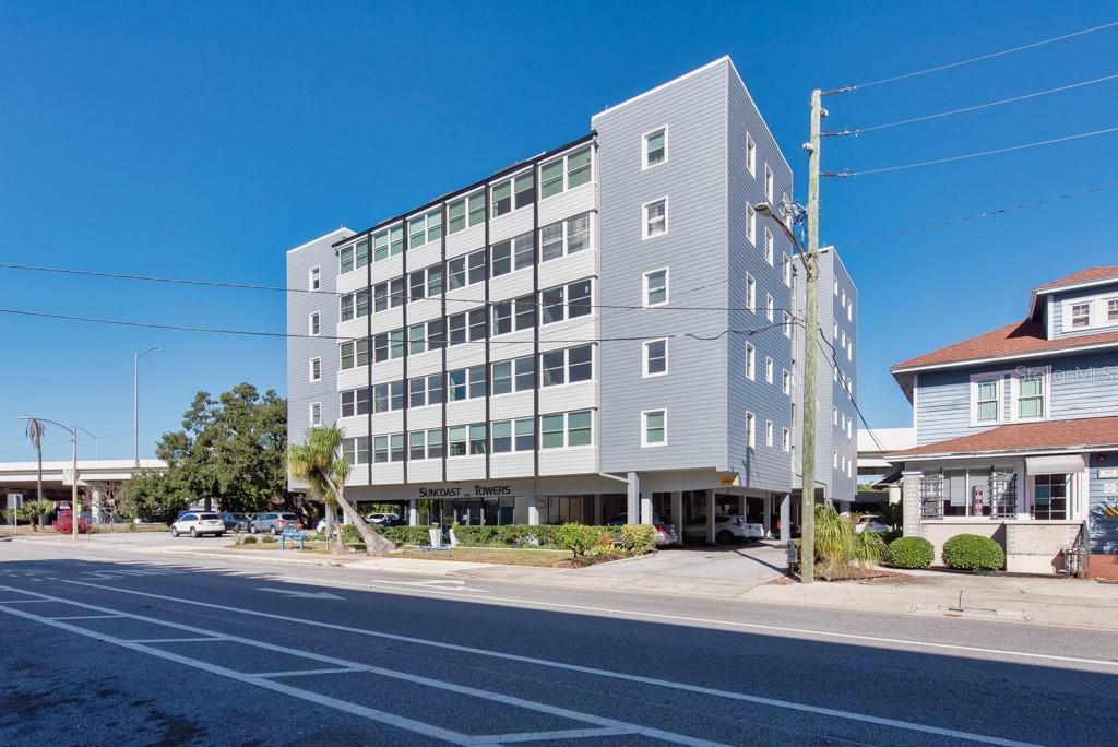 Image 28 of 38 For 841 4th Avenue N 64