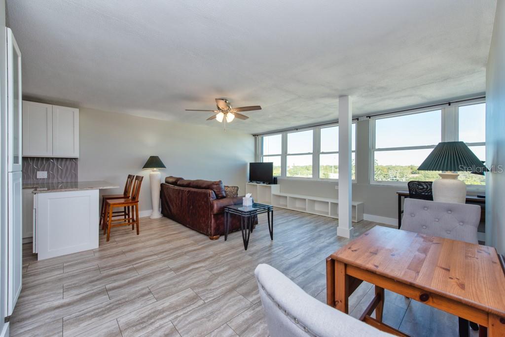 Image 5 of 38 For 841 4th Avenue N 64